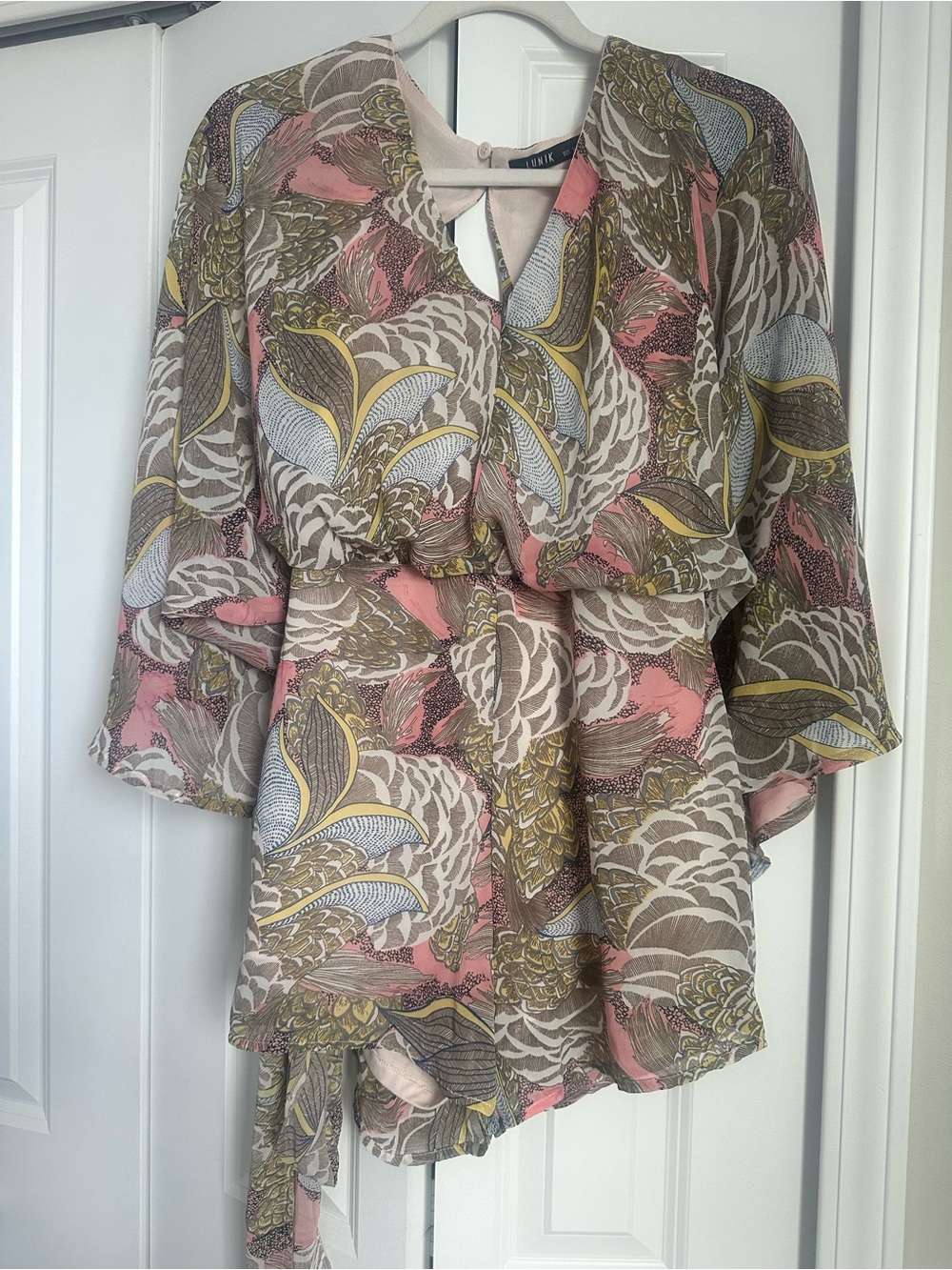 Unik Floral-Print Tie-Waist Romper in Taupe and Pink